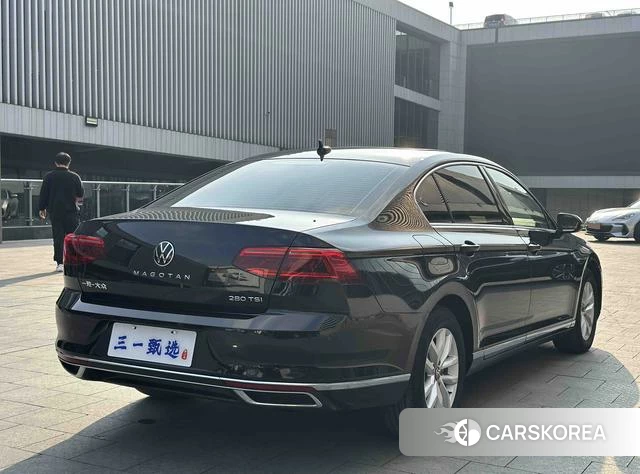 Volkswagen Magotan id 4259883 из Китая 9