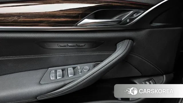 BMW 5 Series (G30) id 2984781 из Кореи 9