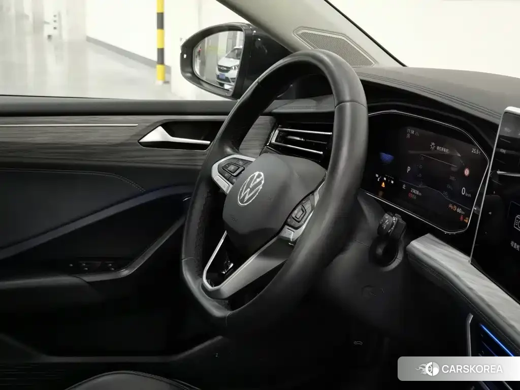 Volkswagen Sagitar id 4576478 из Китая 9