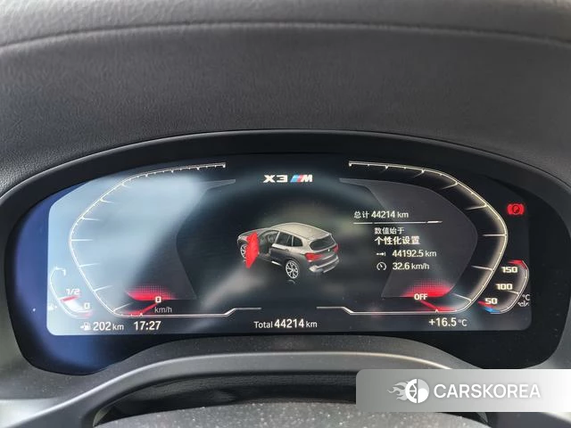 BMW X3 M id 4273341 из Китая 9