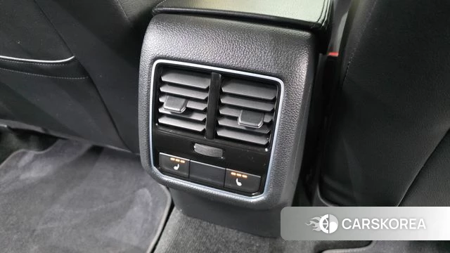 Volkswagen The New Passat id 3808159 из Кореи 9