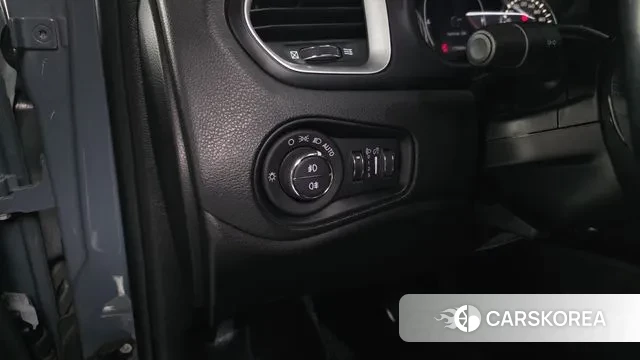 Jeep Renegade id 3612678 из Кореи 9