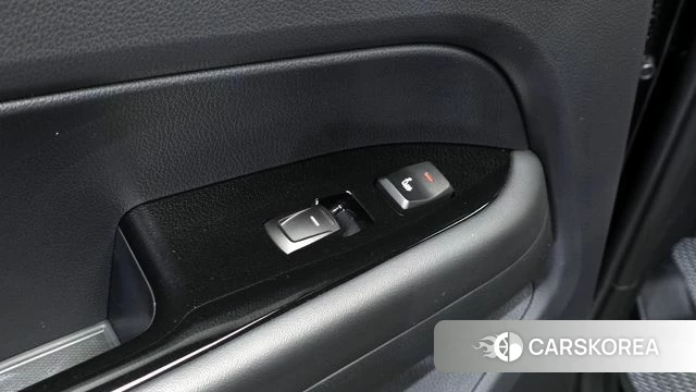 Ssangyong The New Rexton Sports Cannes id 3838648 из Кореи 9