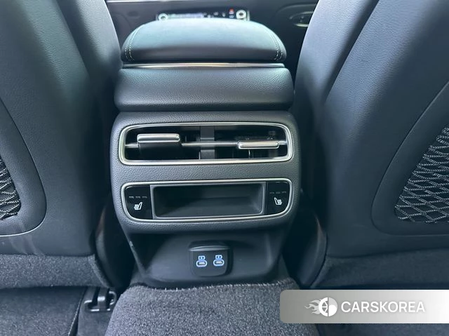 Genesis GV70 id 4601250 из Кореи 9