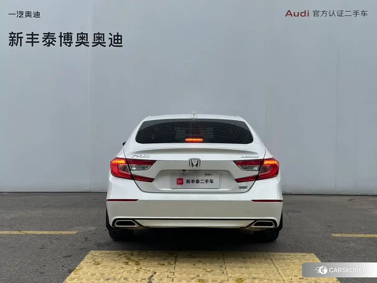 Honda Accord id 4539122 из Китая 9