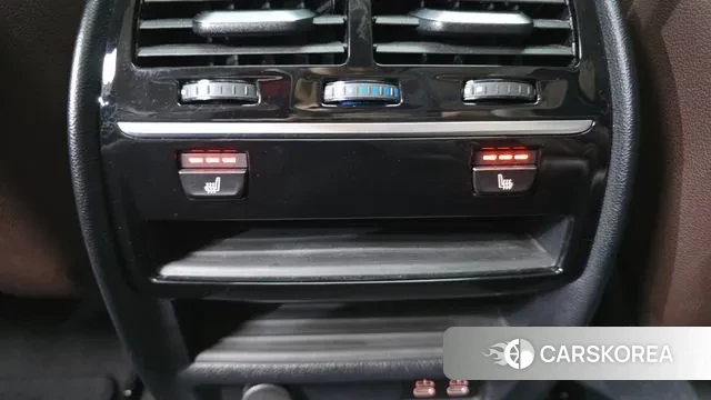 BMW 5 Series (G30) id 3698103 из Кореи 9