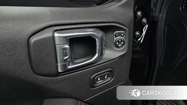 Jeep Wrangler (JL) id 3625439 из Кореи 9