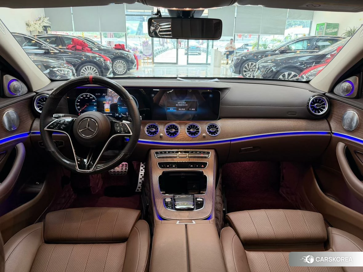 Mercedes-Benz E-class id 4455199 из Китая 9
