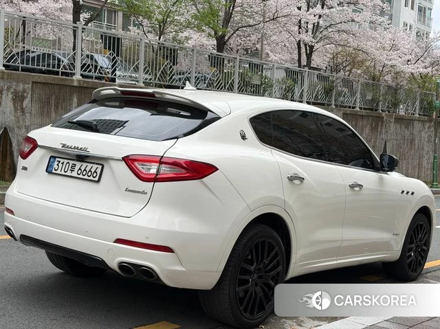 Maserati Levante id 3867344 из Кореи 9