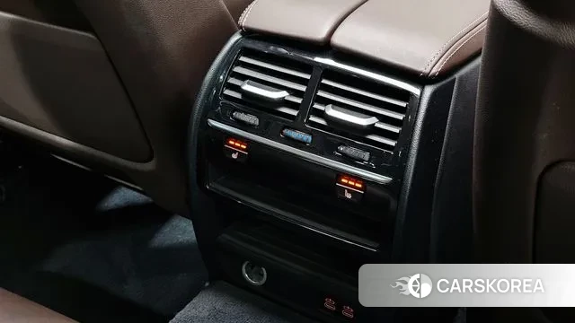 BMW 5 Series (G30) id 3379788 из Кореи 9