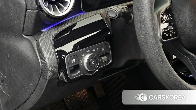 Mercedes-Benz A-Class W177 id 4268929 из Кореи 9
