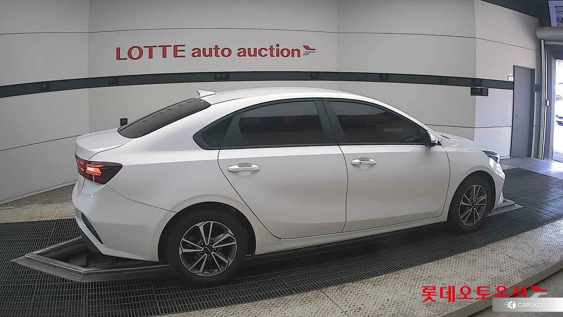 Kia K3 id 4902432 из Кореи 9