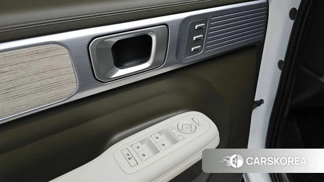 Hyundai Santa Fe (MX5) id 3896828 из Кореи 9