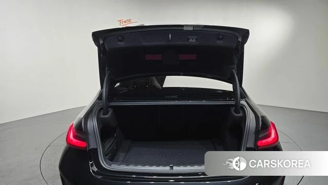 BMW 3 Series (G20) id 4645128 из Кореи 9