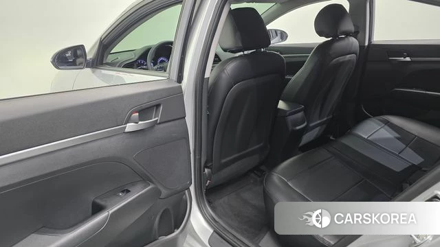 Hyundai The New Avante AD id 4020344 из Кореи 9