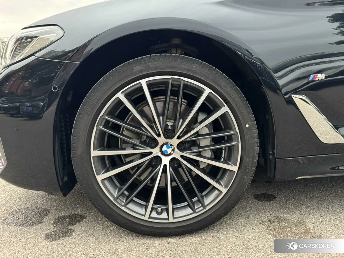 BMW 5 series id 4453918 из Китая 9
