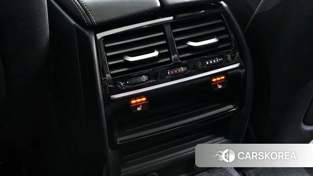 BMW 5 Series (G30) id 3873434 из Кореи 9