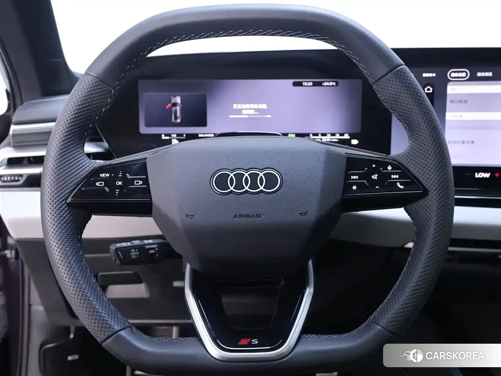 Audi A5L id 4553894 из Китая 9