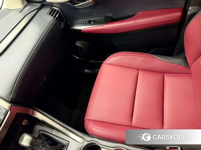 Lexus NX id 4279101 из Китая 9