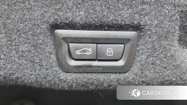 BMW 5 Series (G60) id 4499267 из Кореи 9