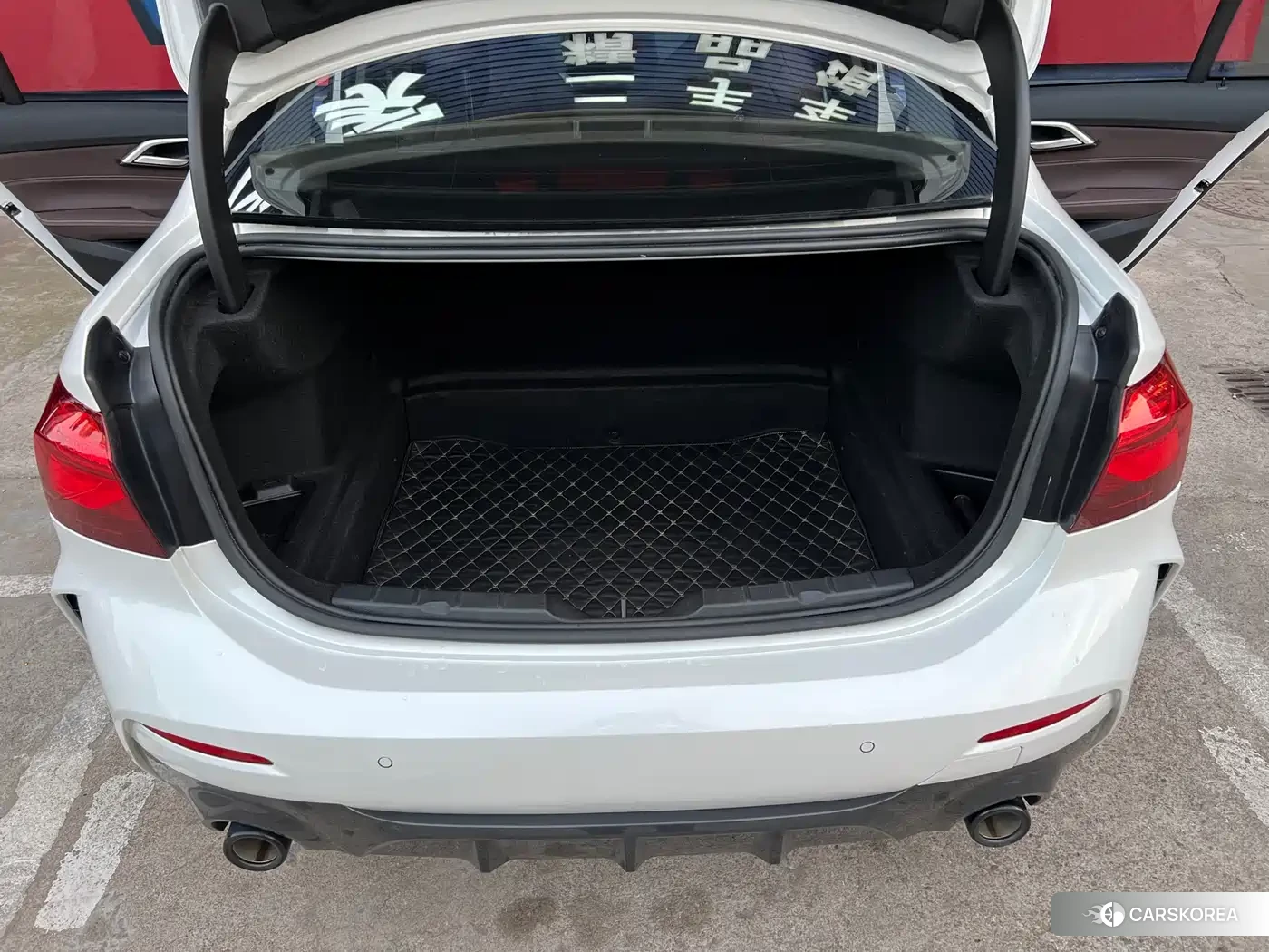 BMW 1 series id 4607229 из Китая 9