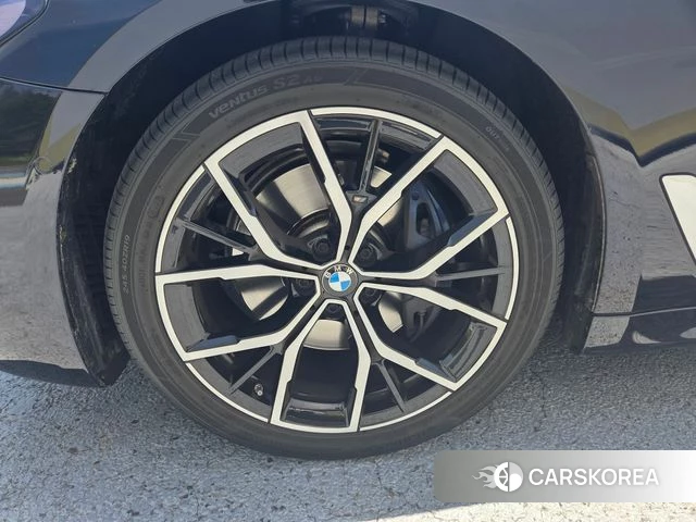 BMW 5 Series (G30) id 4676469 из Кореи 9