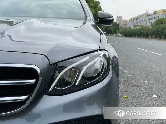 Mercedes-Benz E-class (imported) id 4220063 из Китая 9