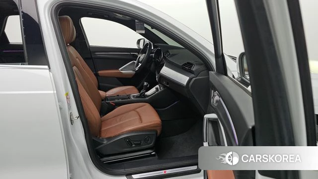 Audi Q3 (F3) id 4282086 из Кореи 9