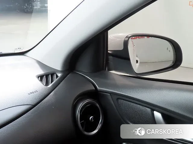 Hyundai The New Kona id 3334405 из Кореи 9