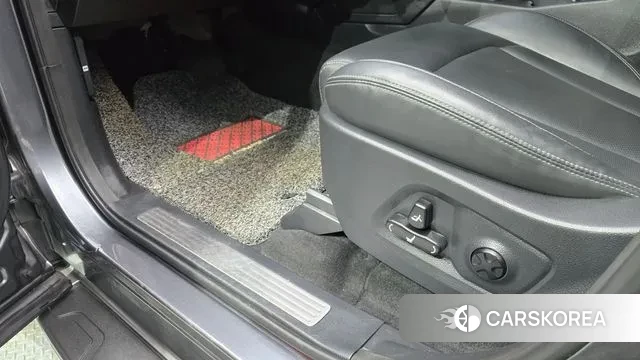 Ssangyong Rexton Sports Cannes id 3379876 из Кореи 9