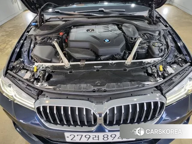 BMW 5 Series (G30) id 3410626 из Кореи 9