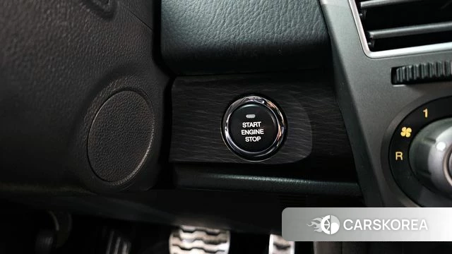 Ssangyong Korando Turismo id 4384891 из Кореи 9