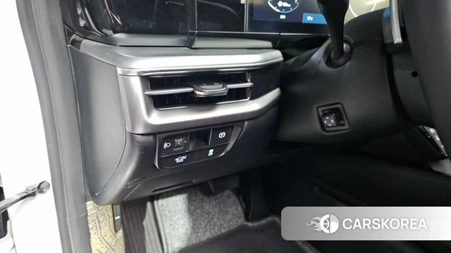 Hyundai Grandeur (GN7) id 3940326 из Кореи 9