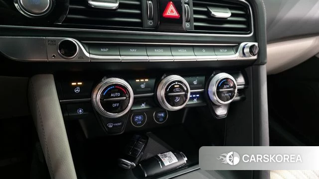 Genesis The New G70 id 4224355 из Кореи 9