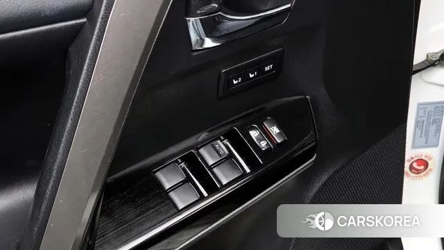 Toyota RAV4 id 3000513 из Кореи 9