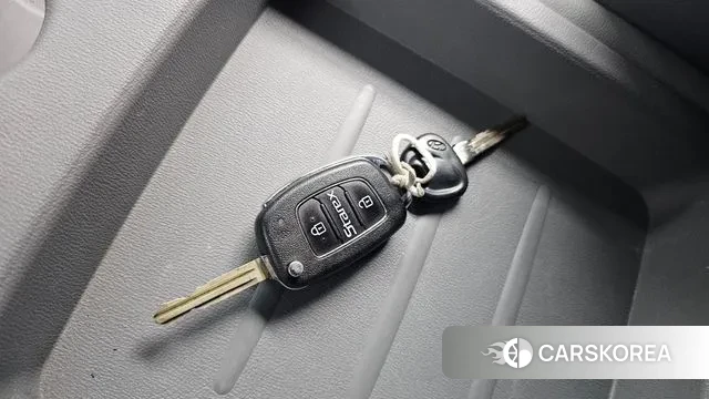 Hyundai The New Grand Starex id 3045251 из Кореи 9