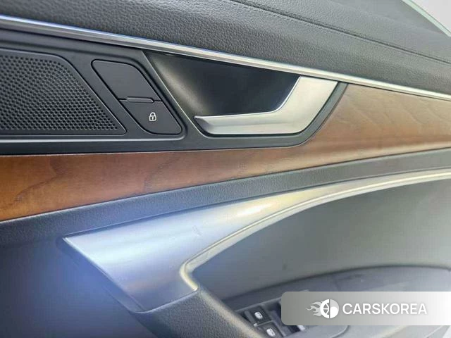 Audi A6L PHEV id 4254218 из Китая 9