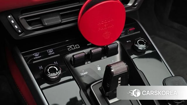 Porsche 911(992) id 4337958 из Кореи 9