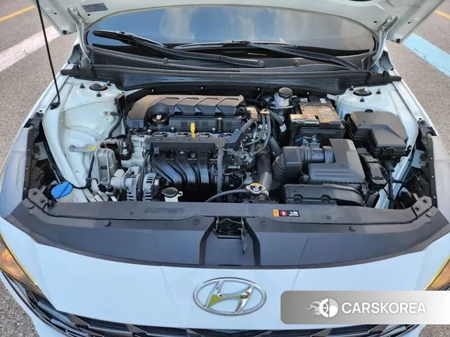 Hyundai Avante (CN7) id 3338984 из Кореи 9