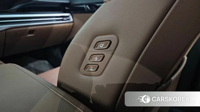 Hyundai Grandeur (GN7) id 4315376 из Кореи 9