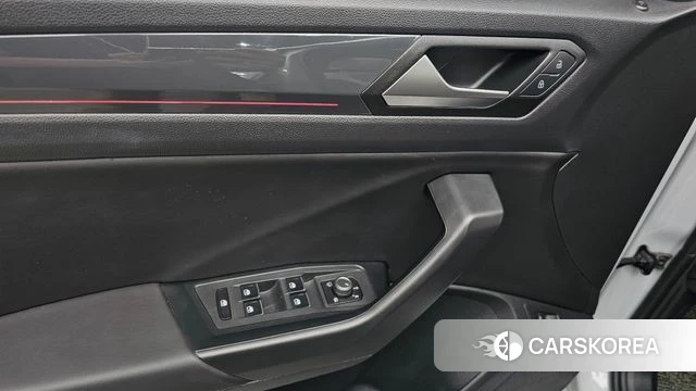 Volkswagen T-Roc id 4779984 из Кореи 9