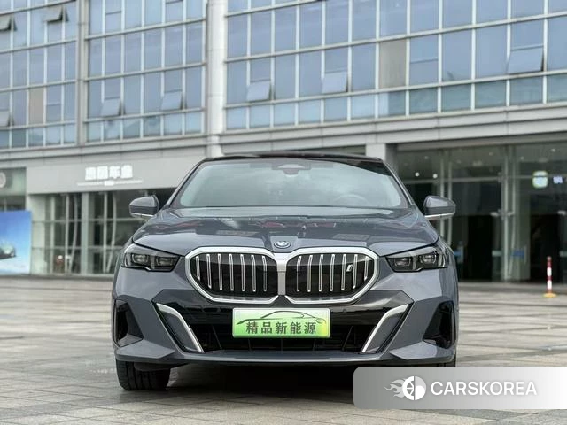 BMW i5 id 4358911 из Китая 9