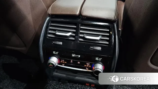 BMW 5 Series (G30) id 2940969 из Кореи 9