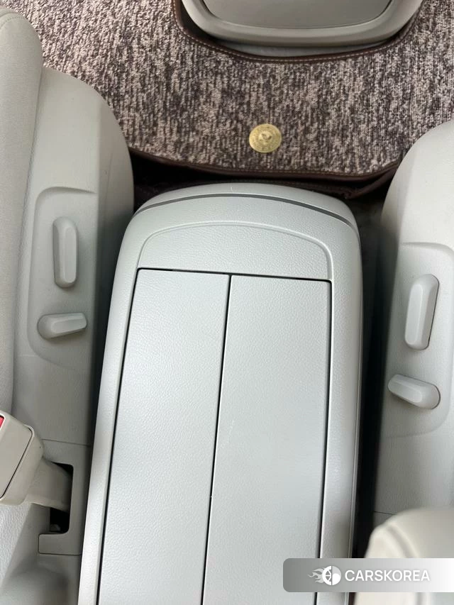 Buick GL8 id 4209893 из Китая 9