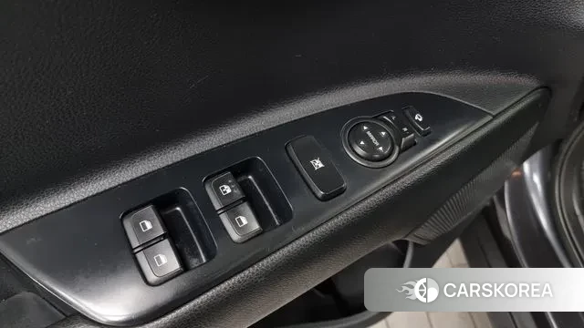 Kia Stonic id 3265433 из Кореи 9