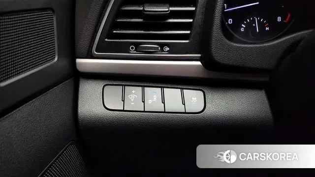 Hyundai Avante AD id 3515206 из Кореи 9