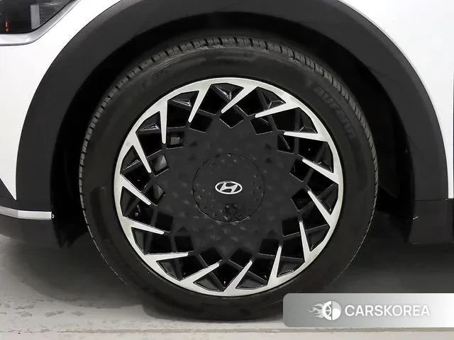 Hyundai Ionic 5 id 3664451 из Кореи 9