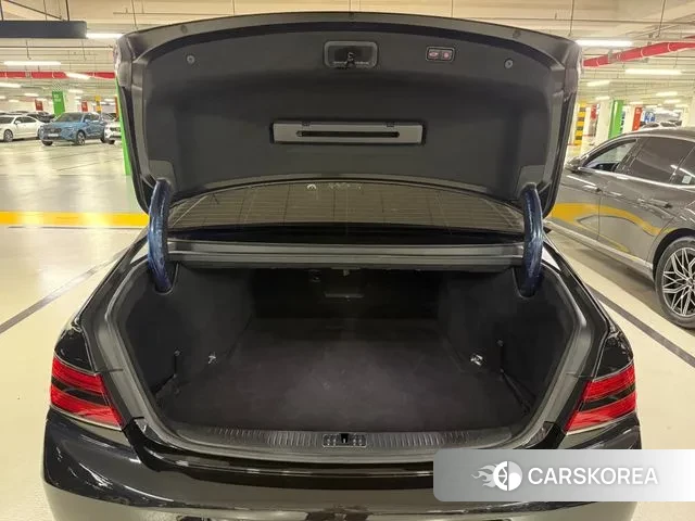 Genesis G90 id 3254075 из Кореи 9