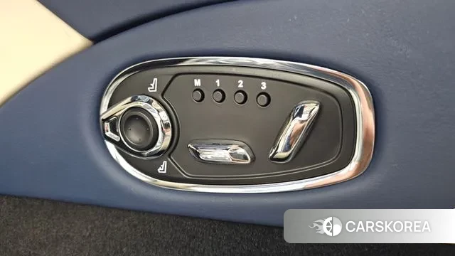 Aston Martin DB11 id 3587621 из Кореи 9