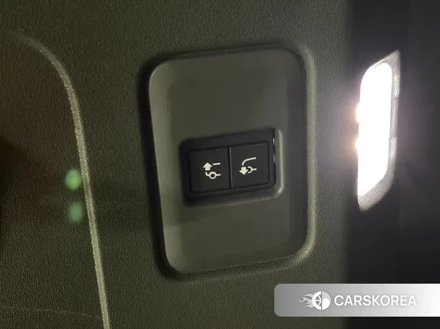 Land Rover Defender (L663) id 3377521 из Кореи 9